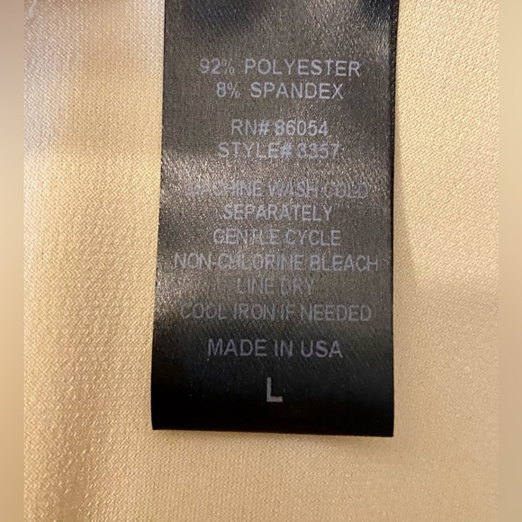 ANTTHONY Ladies Top & Pants w/ Tie Belt; Large; Light Yellow; EUC. - Picture 5 of 6